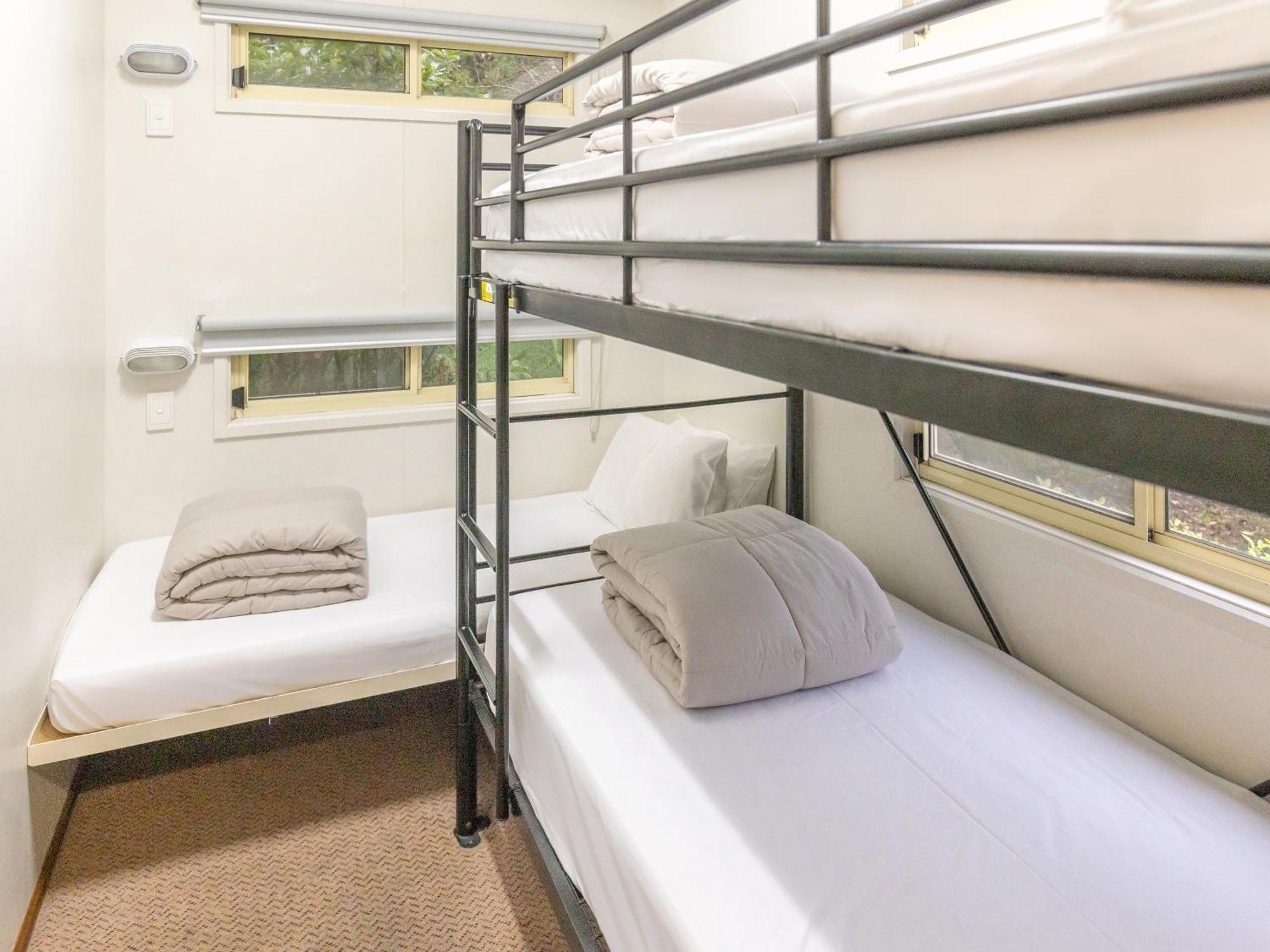 Nrma Warrnambool Riverside Holiday Park Δωμάτιο φωτογραφία