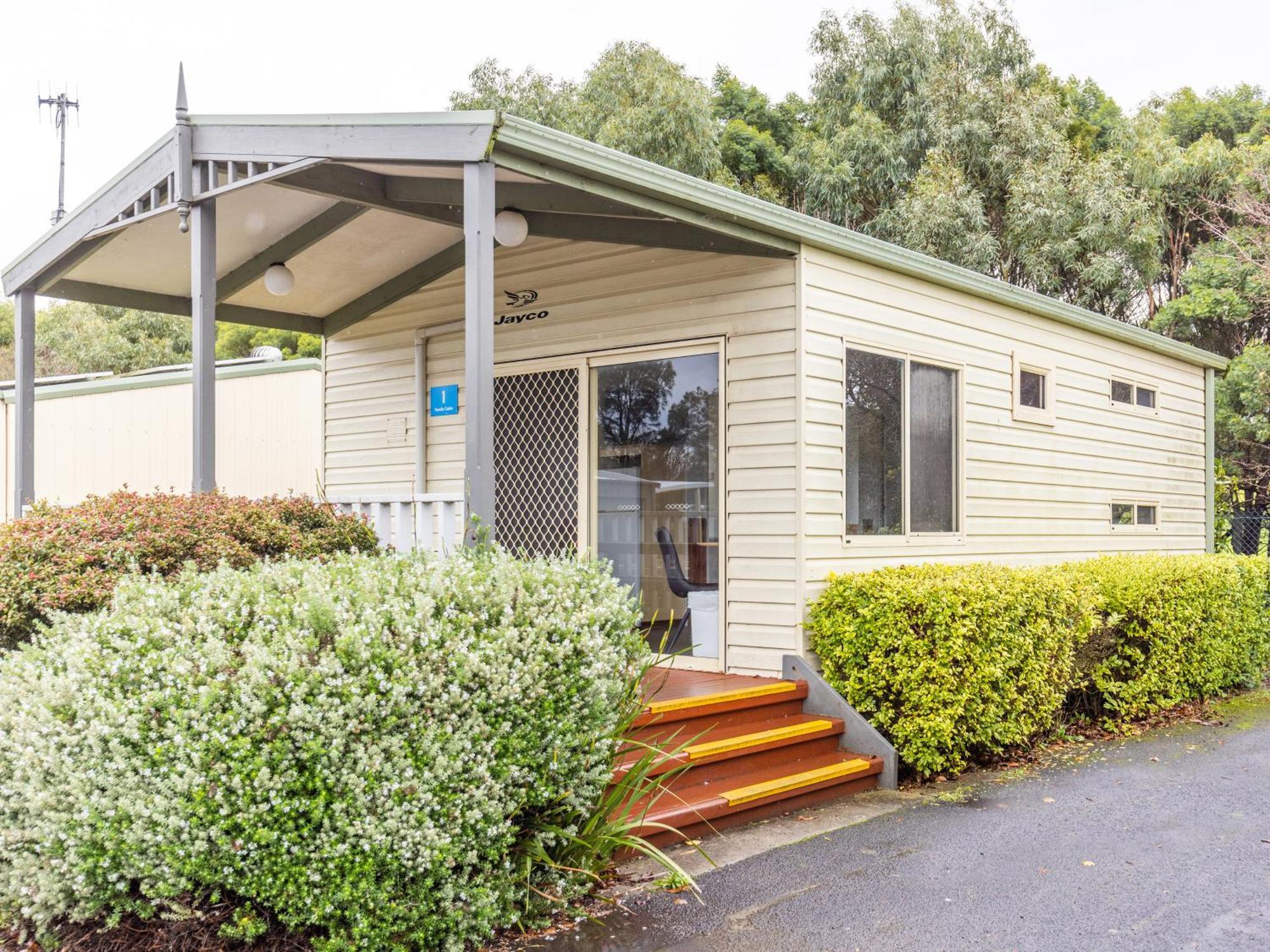 Nrma Warrnambool Riverside Holiday Park Δωμάτιο φωτογραφία