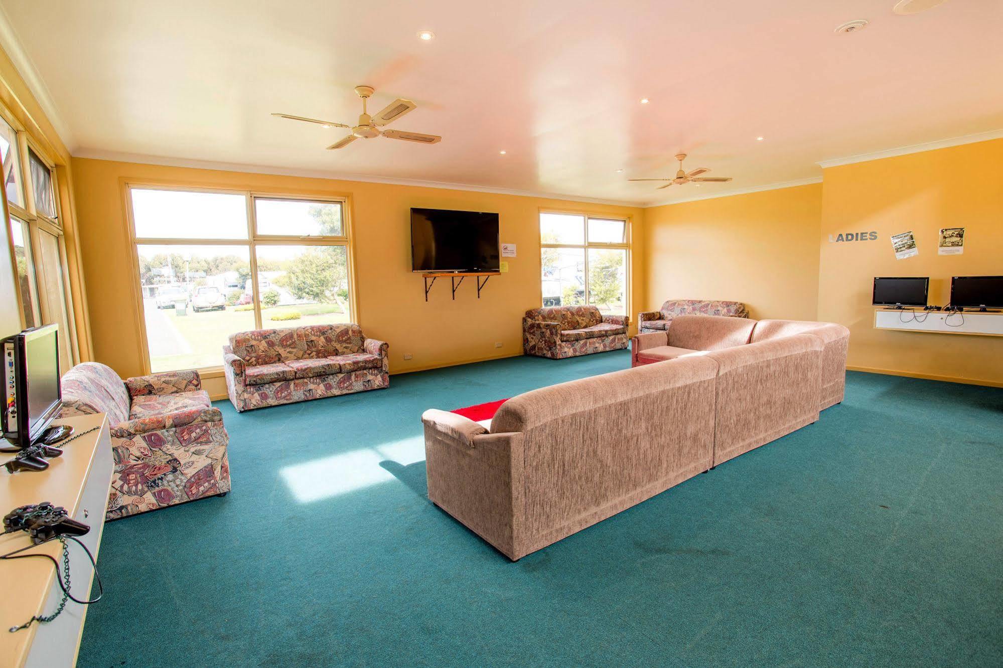 Nrma Warrnambool Riverside Holiday Park Εξωτερικό φωτογραφία